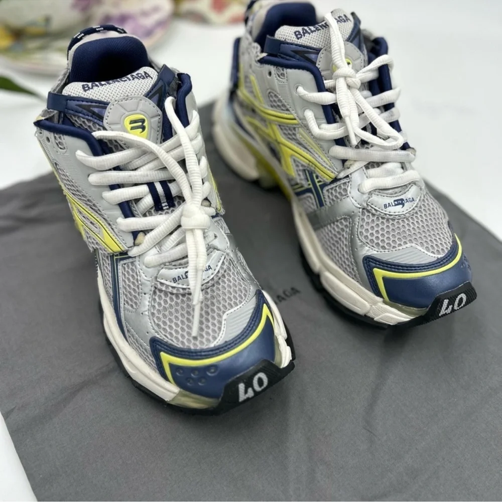 Men’s Balenciaga multicolor runner sneakers size 7 US